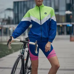 Modne stylizacje z kolarkami: poznaj najlepsze inspiracje i trendy