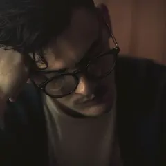 Oprawki retro - Stwórz vintage look z modnymi oprawkami!