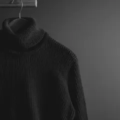 Golf męski Bytom: Dlaczego to must-have eleganckiego mężczyzny?