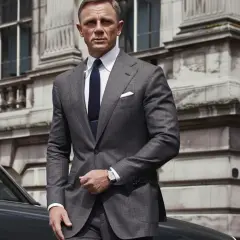 James Bond garnitur - Ikoniczny garnitur inspirowany stylem agenta 007.