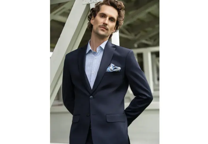 Marynarka i chinosy w 2026 roku – stylowy smart casual według Kubenz