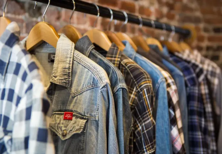 Levis koszula męska: Jak wybrać odpowiedni model? Poradnik zakupów