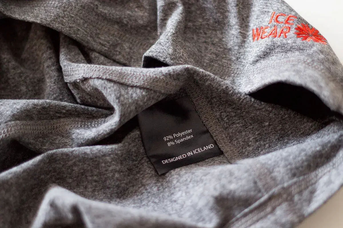 Poliester czy nylon - Który materiał jest lepszy? Dowiedz się!